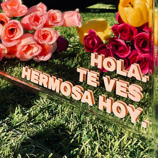 Hola. Te ves hermosa hoy positive mirror affirmation sticker